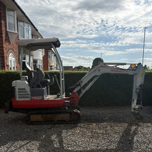 Takeuchi tb016 mini digger - takeuchi,