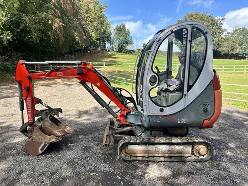 Neuson ton cabbed mini - , 1.5