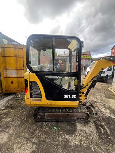 Caterpillar 301 mini - caterpillar,